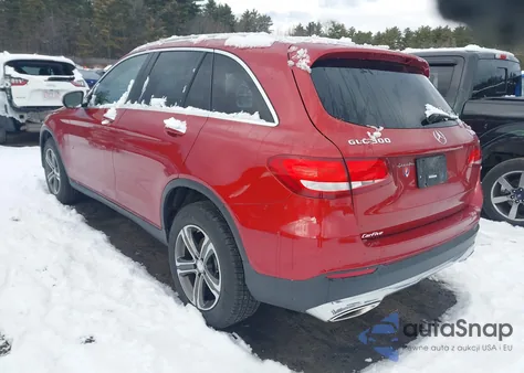 2016 Mercedes-Benz Glc 300 4Matic z USA, uszkodzony, nr VIN WDC0G4KB5GF059712